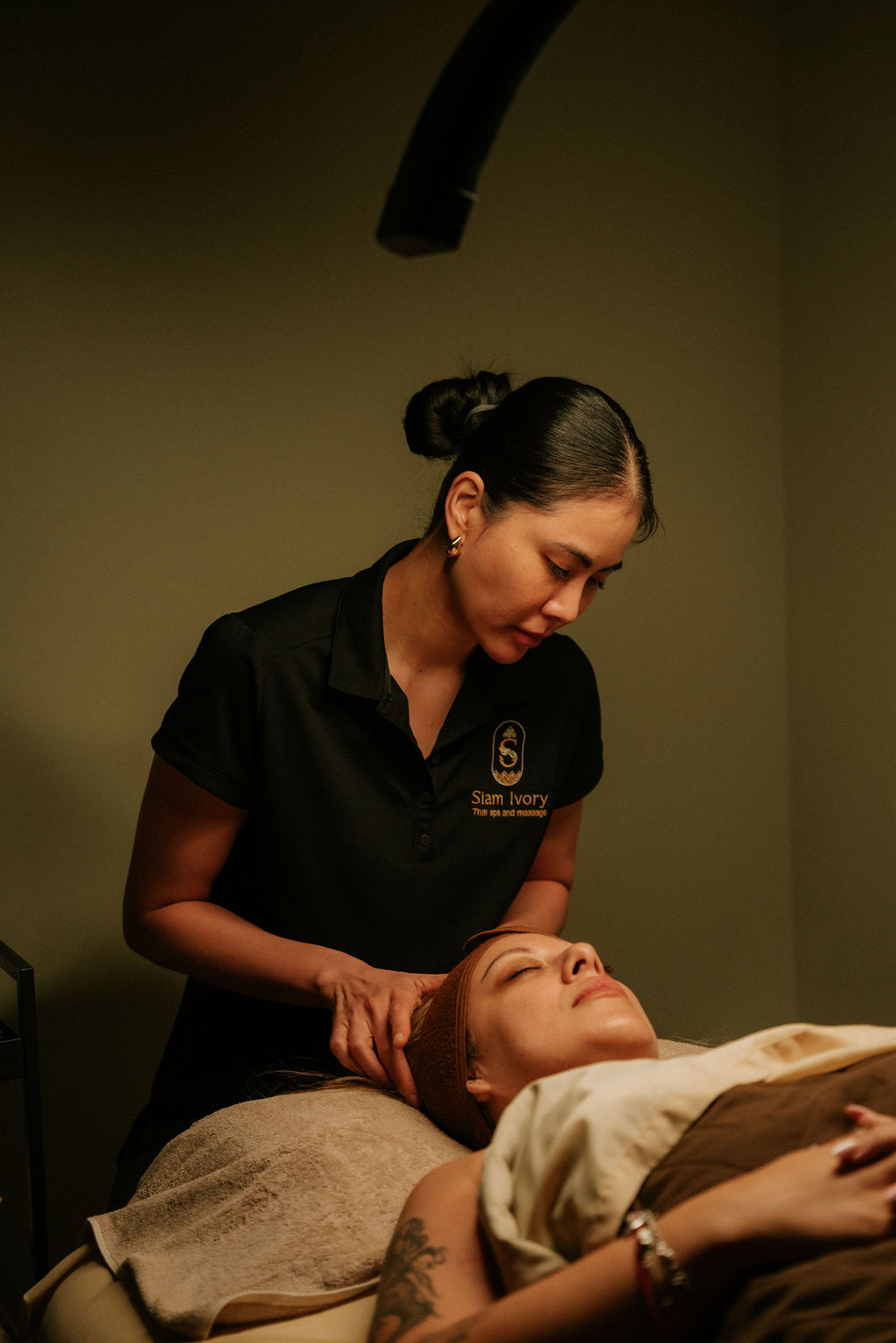 Relaxing facial at Siam Ivory Spa