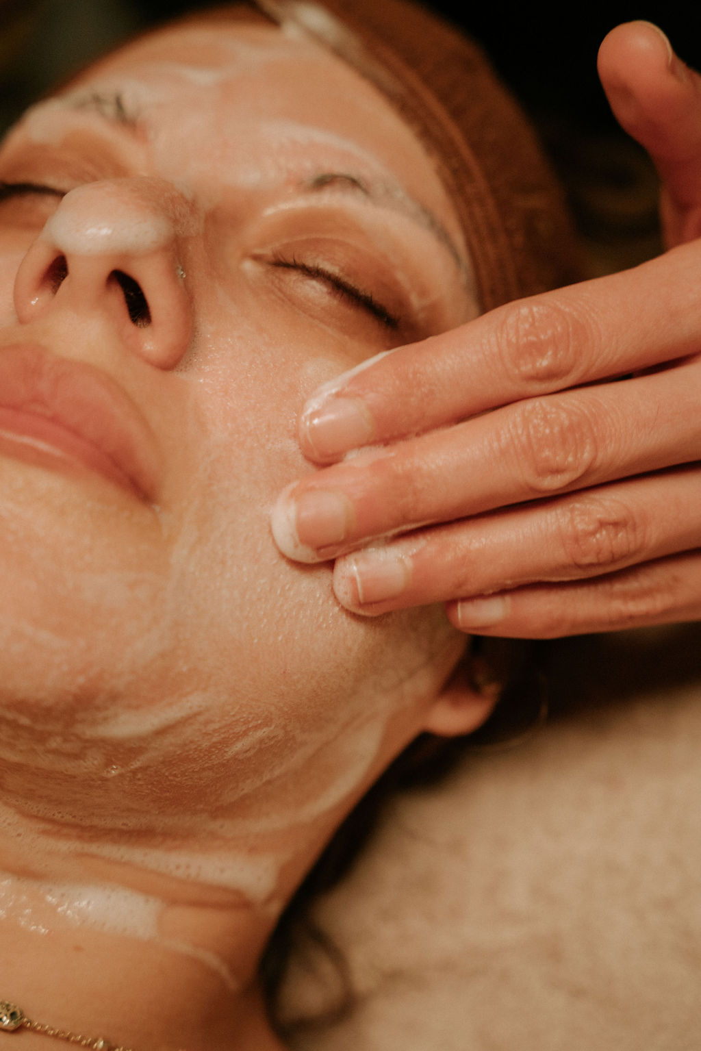 Deep pore cleansing facial at Siam Ivory