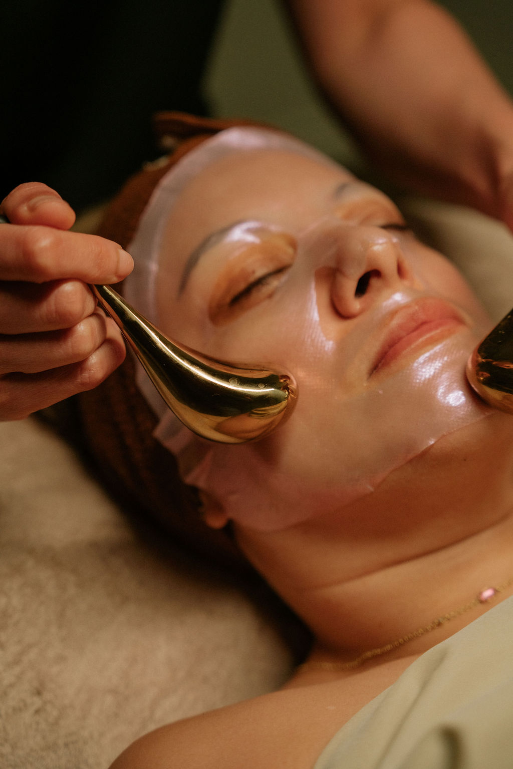 Acne Essential Deep Pore Facial San Antonio — high-frequency treatment for oily and acne-prone skin